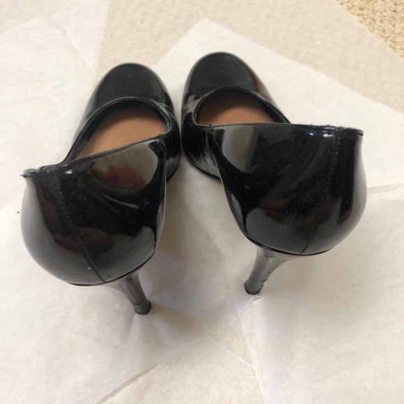 Stuart Weitzman Black Heels Round Toe - Picture 5 of 5